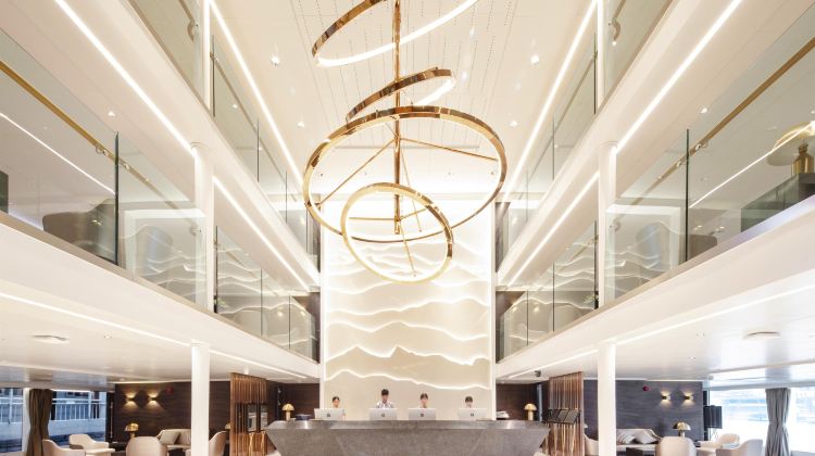 5D4N · Group Tours · Yangtze River Three Gorges·ChongQing·5-Star Luxury Cruise