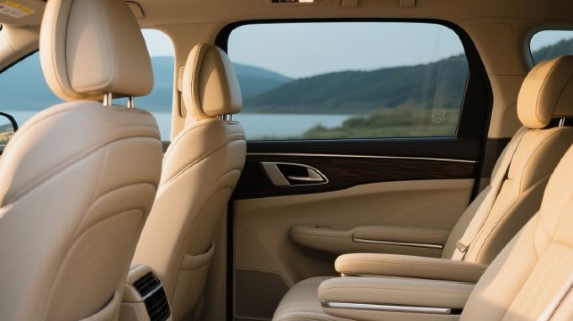 5-Day Essence of Shanghai Private Tour·Former French Concession, The Bund, Shanghai Jade Buddha Temple, Zhujiajiao Ancient Town, Qushui Garden, The City Temple of Shanghai