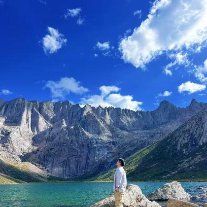 兰州+扎尕那+黄河九曲第一湾+莲宝叶则景区6日5晚跟团游