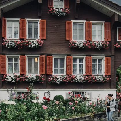 瑞士+意大利8日6晚拼小团