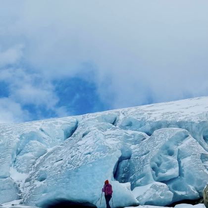 加拿大温哥华+班夫+贾斯珀+幽鹤国家公园+卡尔加里卡尔加里塔+加拿大落基山脉9日8晚拼小团