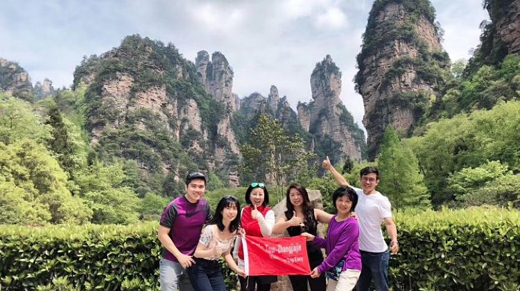4-Day 4-Day Zhangjiajie Tour to All Highlight Attractions with VIP Lift