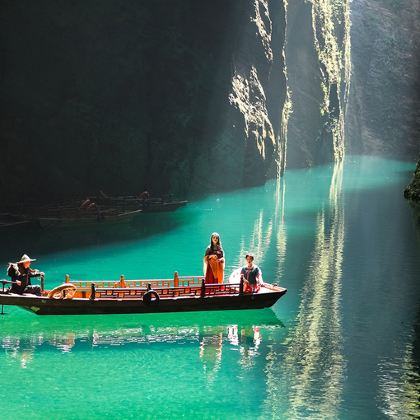 湖北宜昌+恩施市7日6晚跟团游