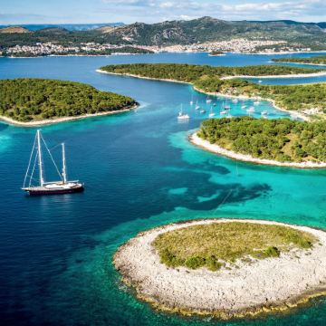 克罗地亚8日拼小团