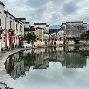 黄山+婺源+宏村景区+西递5日4晚跟团游