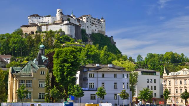 7-Day European Christmas Market Adventure· Explore Vienna, Salzburg, Munich, Nuremberg, and Berlin