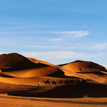 摩洛哥卡萨布兰卡+丹吉尔+舍夫沙万+非斯+瓦尔扎扎特+马拉喀什+撒哈拉沙漠10日8晚跟团游