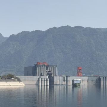 宜昌+两坝一峡+恩施市5日4晚跟团游