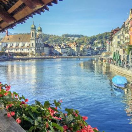 瑞士日内瓦+洛伊克巴德+因特拉肯+卢塞恩+苏黎世+苏黎世湖10日8晚私家团