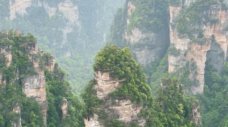 5D4N · Private Tours · Wulingyuan + Tianmen Mountain National Forest Park + Fenghuang Ancient Town