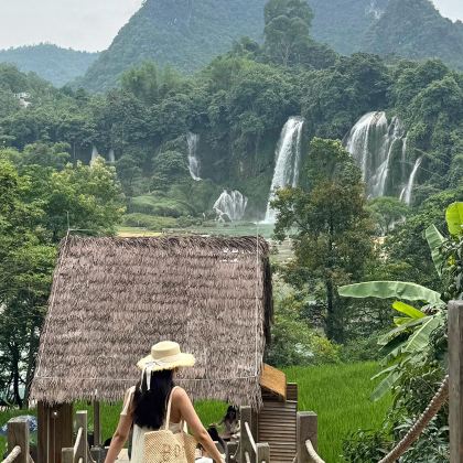 广西南宁+鹅泉+德天瀑布+明仕田园+古龙山大峡谷4日3晚私家团