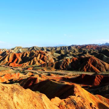 张掖+嘉峪关+敦煌3日2晚跟团游