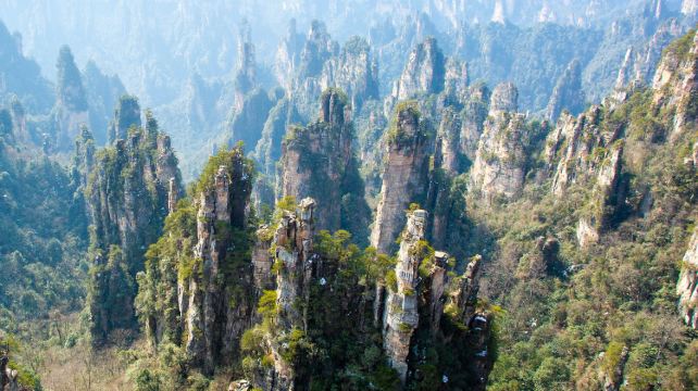9-Day Guangxi and Hunan Highlights Private Tour ·Li River, Yulong River, Elephant Trunk Hill, Hunan Museum, Yuelu Academy and Zhangjiajie National Forest Park