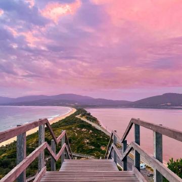 霍巴特+塔斯马尼亚-摇篮山+费尔德山国家公园+酒杯湾6日5晚私家团