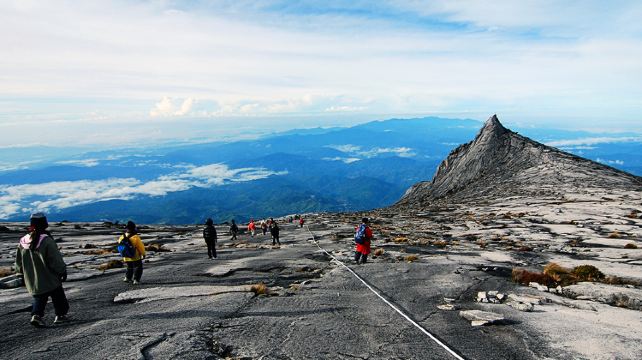 11-Day Higlights of Sabah & Mt Kinabalu Tour·Kota Belud, Sungai Kinabatangan, Sepilok, Pulau Libaran, Kota Kinabalu