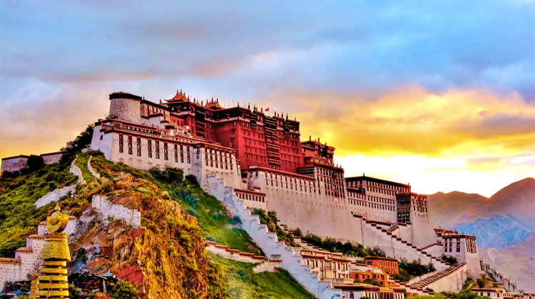8D7N · Group Tours · China + Tibet + Lhasa + Potala Palace +Yamdrok Lake + Shigatse + Everest Base Camp + Gyatso + Lhakhang + Ula Pass + Princess Wen's Evening Party + Namtso Lake