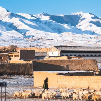 兰州兰州水墨丹霞旅游景区+黄河石林国家地质公园+永泰古城2日1晚私家团