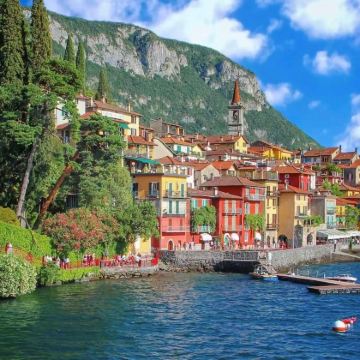 那不勒斯+卡普里岛+马泰拉+阿尔贝罗贝洛+滨海波利尼亚诺+阿马尔菲海岸+庞贝古城考古遗址+马特拉洞窟民居9日8晚拼小团