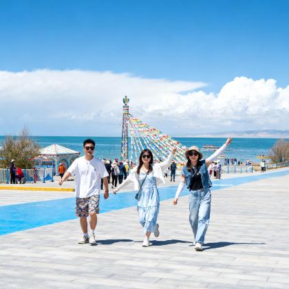 青海湖景区+茶卡盐湖+乌素特水上雅丹地质公园+大柴旦翡翠湖旅游景区4日3晚拼小团