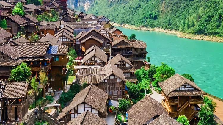 5D4N · Group Tours · Chongqing + Wulong District  + Pengshui County +Gongtan Acient Town+ Chiyou Jiuli Palace+Hongya Cave+Eye in the Clouds