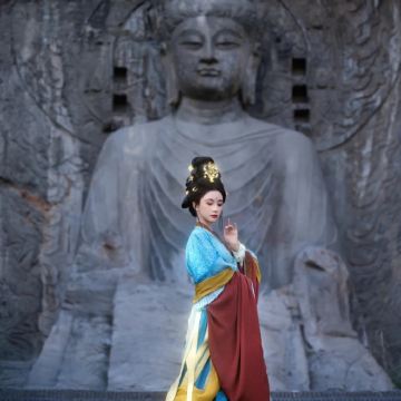 河南郑州+开封+洛阳+清明上河园+龙门石窟6日5晚私家团