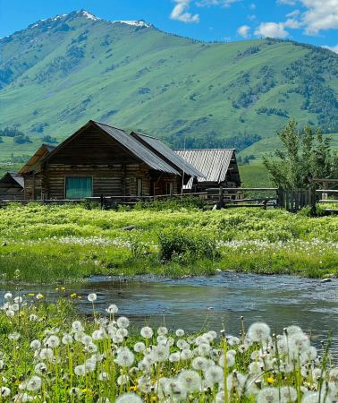 8D7N • Xinjiang Urumqi + Northern Xinjiang private tour package for 8 days and 7 nights