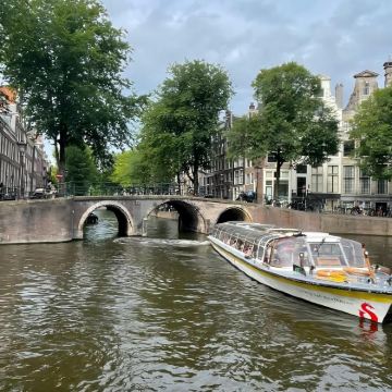 荷兰10日9晚自由行