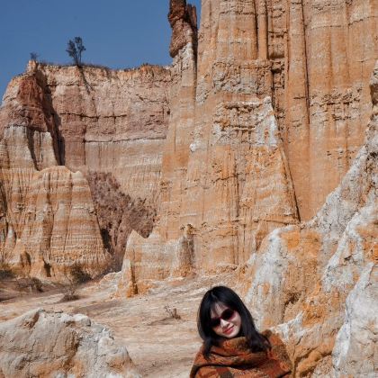 云南昆明+东川红土地+碧色寨风景区+元阳哈尼梯田+建水古城7日6晚拼小团