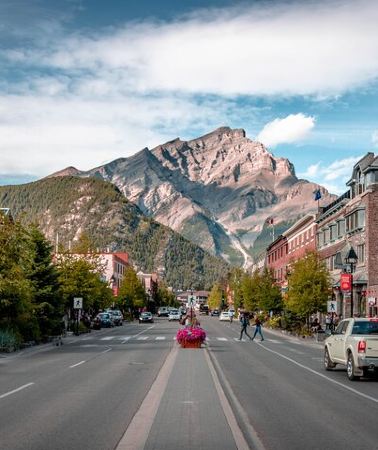 4D3N • 4 Days Rockies Summer Explorer from Vancouver