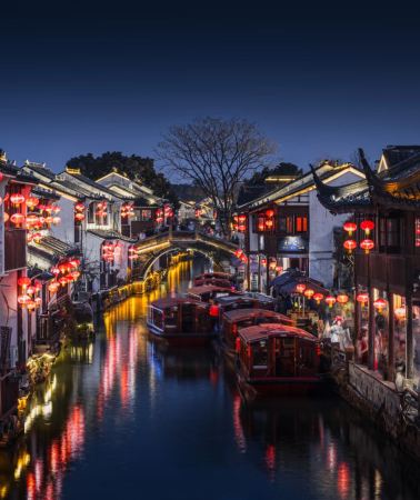 6D5N • East China classic tour: Suzhou, Hangzhou, Wuzhen and Shanghai - scenic water towns, iconic city landmarks and theme park adventure