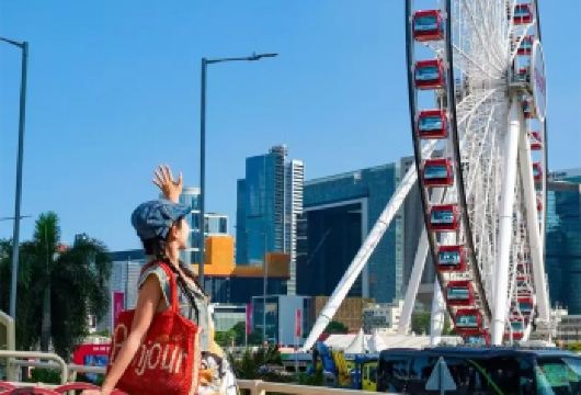 【赠流量卡】香港1日游  黄大仙+太平山顶+天星小轮+多线路【[放心出游]一次游遍香港精华景点，纯玩无购物！多地出发/多线可选！团期稳定，品质保证！】