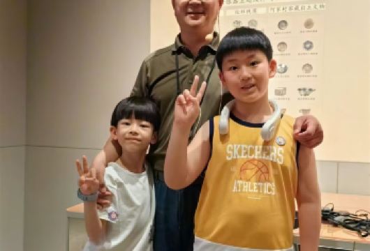 陕西历史博物馆【亲子私家团+3小时资深金牌讲解+ 高约票率】【1.门票代约成功率99%，品质纯玩深度游 。】