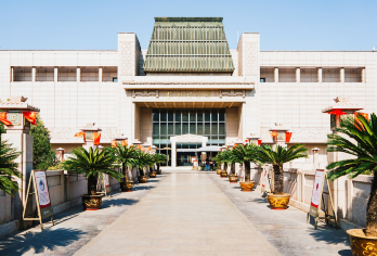 徐州博物馆＋户部山＋狮子山楚王陵包车游【徐州市内】【睡醒出发，说走就走的旅行，真正的无购物无隐形消费，包含用车、可加订专业导游，让您的旅途更精彩！】