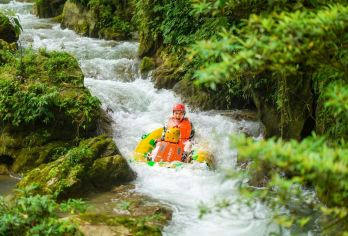 鹅泉+古龙山大峡谷一日游|小团纯玩|随走随停|【酒店接送 24小时在线服务】