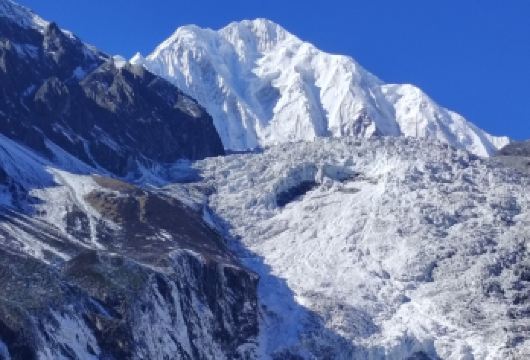 康定+贡嘎雪山+海螺沟+红石滩+雅家梗一日游上门接送·纯玩【[度假精选]一单一团+自由出发+藏家体验+美食推荐+摄影拍照摄属于你的风景大片】