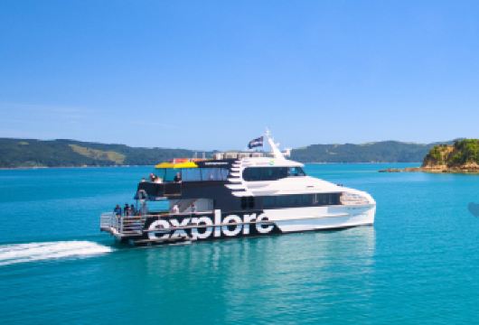 圣灵群岛白天堂+希尔湾/浮潜半日游【汉岛出发丨多场次可选】【[多套餐可选]可选浮潜探清澈海域或希尔湾赏自然景致，多种套餐灵活适配偏好，轻松开启惬意半日游】