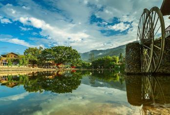 福建土楼一日游【云水谣古镇+和贵楼+怀远楼+永定高北土楼群】【[服务保障] 携程店铺商家接待+累积服务百万人次，口碑与销量双重领衔，贴心上门接送服务~】