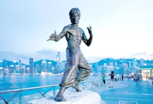 【香港一日游·20人豪华纯玩团】入故宫赏文物+维港游船赏夜景【[服务标准再升级]升级20人小团，避开拥挤的人群，专属导游领队全程贴心护航。在香港体验帝王级享受。】