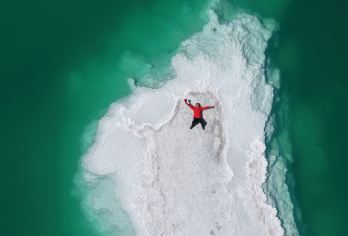 纯玩-格尔木出发-航拍察尔汗-翡翠湖-敦煌结束一日游【格尔木市区免费上门接/纯玩无购物】