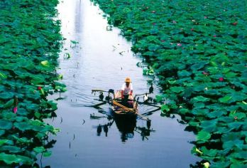 石家庄出发太行赤壁旋流一日游【河北万人游，好评如潮 ️是山不爬山，老少皆宜 赤 壁 悬 流，北国漓江 ️亦山◎亦水◎亦】
