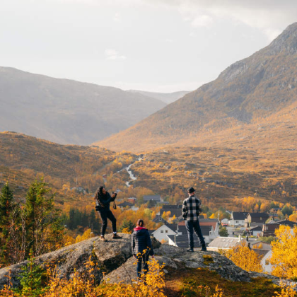 挪威·特罗姆瑟出发峡湾探险拼团）
