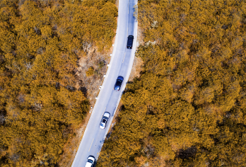 云南腾冲包车一日游【 多线路可选 免费设计行程 老司机携玩】【[车费全含]燃油费、停车费、司机服务费全含，司机餐食自理】