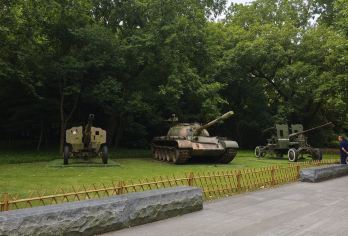 红色之旅：淞沪抗战纪念公园和淞沪抗战纪念馆半日活动 人工讲解【每天两个场次可选：上午场和下午场，参考10:00-12:00和14:00-16:00；私享团可调时间】