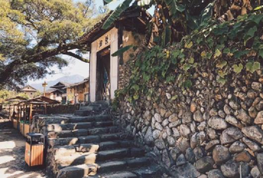 泉州出发南靖云水谣+怀远楼+和贵楼景区一日游【独立包团】【[自由纯玩]真纯玩，无购物、无隐形消费。景点游览时间自由调配，行程节奏由你掌控，享受真正自在旅行】