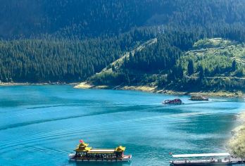 天山天池一日游【司机专属服务/景区深度体验/含区间车】【2-3人SUV单独用车，4-6人7座商务车，时间灵活自由，司机专属服务，景区深度体验，车辆舒适安全】