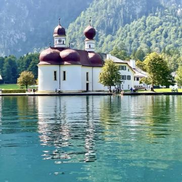 德国+杜塞尔多夫：机场酒店点对点接送|中文包车|可定制行程