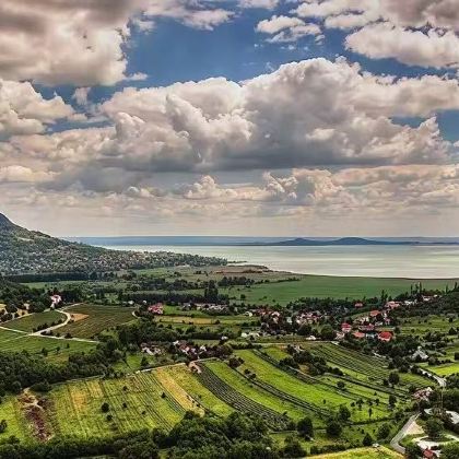 匈牙利布达佩斯+巴拉顿湖+蒂豪尼半岛【布达佩斯10小时往返】