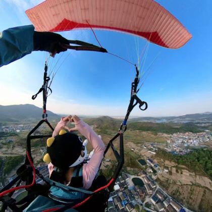 湖北鄂州四峰山滑翔伞【工作日优惠+网红打卡地+刺激飞行】