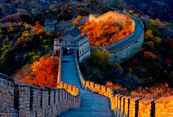 北京慕田峪长城一日游【集散中心官方旅游专线◆含摆渡免换乘】【[品质保障]优选发车位置，服务标准化，行程透明化，真正纯玩线路，绝无购物店！】