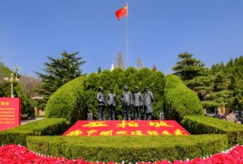 西柏坡景区+中共中央旧址+纪念馆一日活动【二环内上门接送，小团【市区内二环内免费上门接送！】